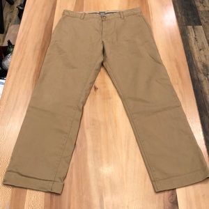 GAP classic khakis size 32x30